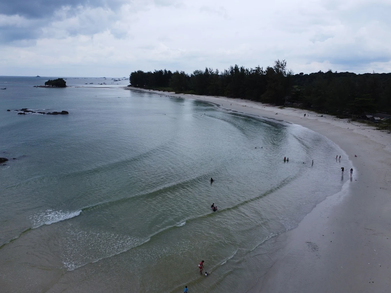 Pantai Trikora